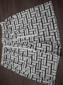 Men's Geometric Print Drawstring Pocket Beach Shorts - Black and White - View 2