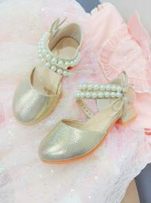 新款时尚儿童女孩仿皮高跟鞋，柔软舒适，闪亮材质，可爱珍珠蝴蝶结钩环设计，适合公主裙、优雅舞台表演、派对走秀