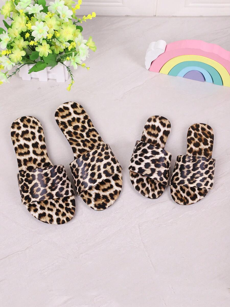 1 Pair Leopard Print Children's Slippers, Unisex Strap Fashion Slides, Lightweight Indoor/Outdoor Casual Beach Sandals For Toddlers & Big Kids