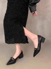 2025秋冬女装时尚优雅法式玫瑰雕花纽扣舒适高跟鞋，优雅 - 黑色 - 查看 4