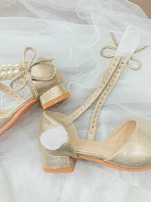 新款时尚儿童女孩仿皮高跟鞋，柔软舒适，闪亮材质，可爱珍珠蝴蝶结钩环设计，适合公主裙、优雅舞台表演、派对走秀