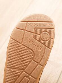 Nuove pantofole di coppia in lino colorato alla moda, pantofole da spiaggia e vacanza confortevoli, pantofole in lino ultra leggere unisex per hotel