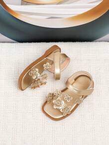 Sandalias doradas de verano para niña princesa