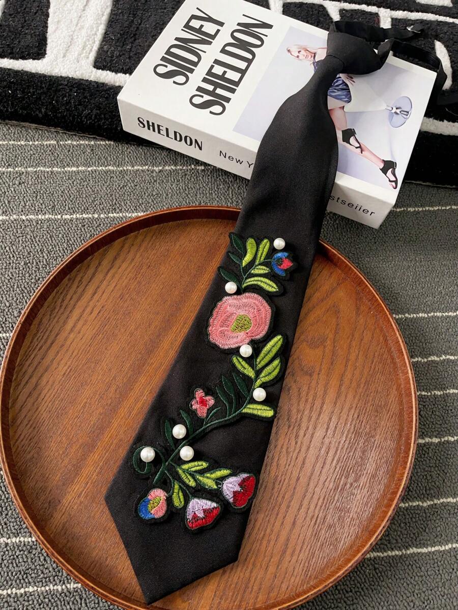 1 Stück schwarze Blumen Stickerei & Perlen Dekor Krawatte, matte Polyesterfaser, 48 cm extra lang, 3D-Stickerei, Perlen Akzente, verstellbarer Metallverschluss, elegante Abendgarderobe für Hochzeit, Jahrestag, Valentinstag