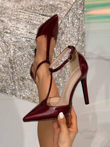 女士尖头镂空细带高跟鞋，性感酒红色高跟鞋