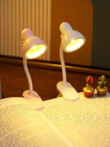 1 pieza Mini luz de libro con baterías, lámpara de lectura nocturna con brazo ajustable y pinza, luz para leer en la cama, luz de lectura por la noche y como iluminación de viaje al aire libre, lámpara de libro con pinza