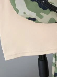 Enfant garçon printemps / été décontracté T-shirt à manches courtes à camouflage et short d'extérieur avec sac, ensemble de 2 pièces