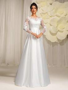 EVERLYL 蕾丝贴花装饰圆领缎面拼接甜心A字型婚纱 - 白色 - 查看 6