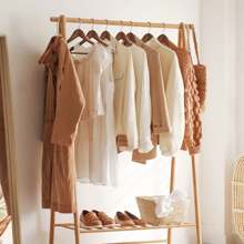 Blauesmeer Set Of 40 Wooden Hangers, Wooden Hangers, Nut Brown Suit Hangers, 360° Rotating Hook In Rose Gold, Non-Slip, Notches In The Shoulder Area, Shirt Hangers, Closet Hangers, Clothes Hangers, Clothes Rack For Hanging Clothes, Clothes Rack For Hanging Clothes, Jeans Hangers, Clothes Rack, Wardrobe Rack, Suit Hangers For Men, Wooden Hangers, Clothes Hangers, Clothes Rack, Bamboo, Clothes Hangers, Ropa, Clothes Rack For Hanging Clothes, Space-Saving Trouser Hangers, Trouser Hangers, Clothes Hangers, Oversized Sweaters, Space-Saving Hangers, Hanger Organizer, Wooden Hangers, Vacuum Bags For Clothes, Trouser Hangers, Hangers With Clips, Clothes Hangers, Hangers For Pants, Suit Bag, Trouser Hangers, Clothes Hangers, Trouser Hangers, Clothes Hooks, Clothes Rack For Hanging Clothes, Clothes Rods For Hanging Clothes, Heavy-Duty Hangers - Quả óc chó (Gói 40) - Xem 8