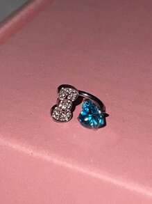 Anneau en acier au titane sans allergie en forme de nœud papillon amour. Anneau de piercing en os de cheval délicat avec zircone cubique artificiel. Boucles d'oreilles Punkgoth Y2K pour filles