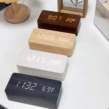木质数字闹钟，时尚多功能LED闹钟，USB供电，不可使用电池供电，需连接数据线。具备温度显示功能。适用于房间装饰、卧室装饰、宿舍装饰、返校季装饰、开学惊喜、家居装饰、学习用品等。