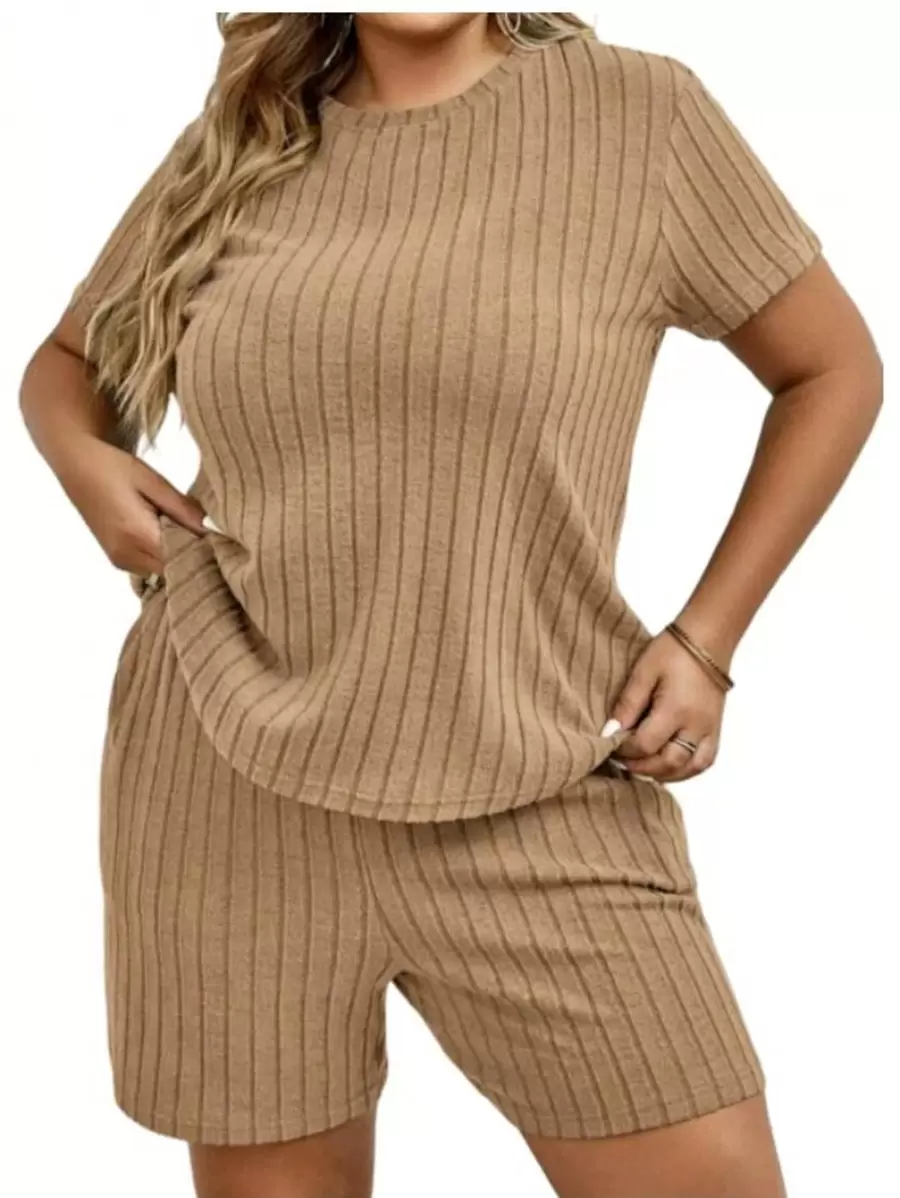 Conjunto de 2 piezas con camiseta manga corta y short - Caqui - Ver 1