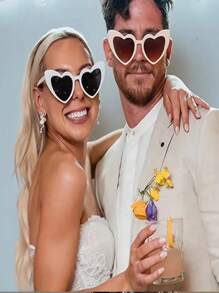 10 Pairs Stylish Heart-Shaped Eyeglasses For Men & Women, Retro Heart Shape Fashion Glasses - White Frame With Gray Lens, Suitable For Wedding, Party, Photography Props, Accessory, Holiday, Wedding, Birthday, Party, Street Photography Decoration, Ideal For Casual Outings, Club Activities, Festivals, Leisure Glasses, Fun Design, Cute Glasses