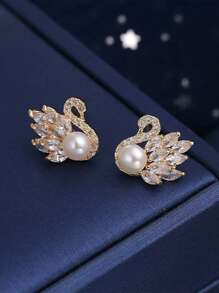 2pcs Elegant Swan Design Stud Earrings, Suitable For Women Everyday Wear