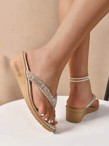 女士波西米亚风坡跟厚底人字拖凉鞋,时尚春夏一脚蹬高跟鞋,适合日常穿着、派对、度假、聚会、婚礼、时装秀等场合。可搭配吊带背心、T恤、衬衫、比基尼、裙子、连衣裙、短裤、人字拖等。 - 粉色 - 查看 4