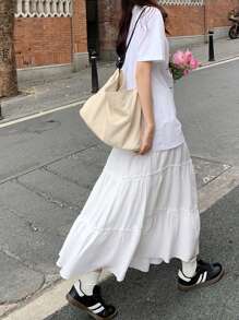 女士白色拼布蛋糕裙，A字飘逸松紧腰百褶裙，适合冬季、圣诞节、春节，可搭配针织开衫