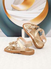 Sandalias doradas de verano para niña princesa