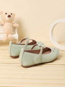 1 Pair Fashionable Spring/Autumn Girls Hollow Out Flat Shoes - Green - View 4