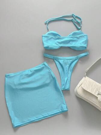 Set de 3 bikinis 2025 de nuevo estilo sexy, diseño de hebilla de unicolor al estilo europeo y americano, traje de baño dividido de alta gama para mujeres