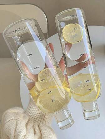 1 pieza Botella de agua de plástico, Botella de agua deportiva con escala de tiempo, Botella de agua de plástico transparente portátil para deportes al aire libre, gimnasio, oficina, viajes, Botella de agua motivadora - Diseño cuadrado de moda, Adecuado para estudiantes/adultos