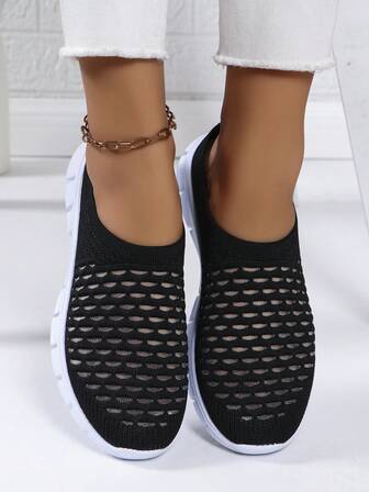 新款镂空纯色透气防滑无后跟女式凉鞋