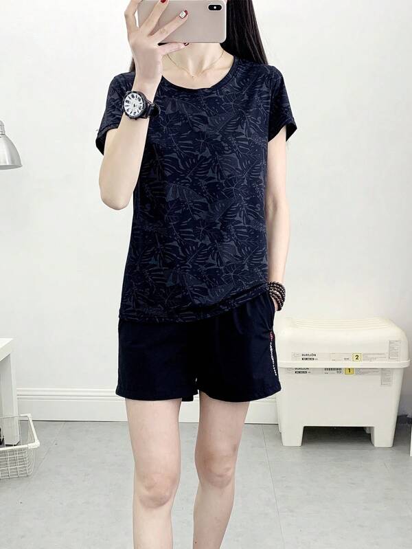 女式热带植物印花短袖上衣和短裤户外套装，夏季