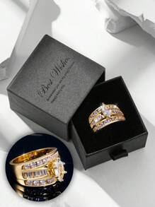 礼盒装方晶锆石金色戒指，纯铜仿钻制成，适合女性婚礼、订婚、节日礼物