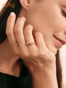 Anillo con nombre personalizado en burbuja de acero inoxidable bañado en oro sólido de 18K, anillo con nombre manuscrito para mujer, anillo apilable de oro de 18K, joyería personalizada, regalo para el Día de la Madre, regalo para el Día de San Valentín, regalo para el Día del Padre, oro, elegante, colorido, vintage, simple, unisex, casual, lindo, personalizado, único, regalos ideales para él, regalos ideales para ella, novia, novio, papá, mamá, familia, amigos, para aniversarios, para cumpleaños, para graduación, para fiestas, joyería - Dorado - Ver 5
