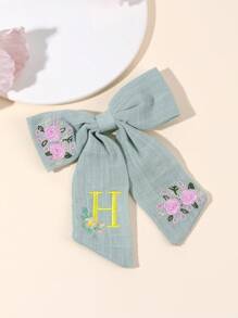 1 件蓝色刺绣花朵 26 个字母蝴蝶结拖尾发夹，适合女孩，有多种字母选择，素色面料乡村风格儿童发夹，优雅花卉刺绣儿童发饰