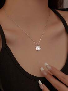 BALMORA 1pc Sterling 925 Silver Fashionable Cute White Shell Cat Claw Pendant Necklace For Women Clavicle Chain Daily Wearing Friendship Party Jewelry Gift - Silver - View 2