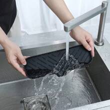 Silicone Bathroom Soap Dishes With Drain Spout-Bathroom And Kitchen Sink Organizer,Sponge Holder,Dish Soap Tray,Perfect For Dispenser,Scrubber,Bottle,Cup On Sink Or Counter-Coffee 4.9"*3.2" - 黑色 - 查看 6