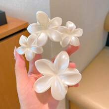 1pc Floral Hair Clip, Elegant Pearly Lily Flower Claw Clip, Versatile Hair Accessory Back To School