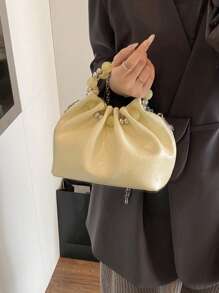 1 件黄色 PU 串珠褶皱云单肩包，时尚链条斜挎水桶包，独特简约百搭设计