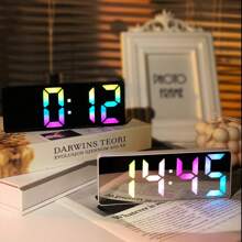 1 pieza Reloj digital, NUEVA VERSIÓN Reloj despertador LED para el dormitorio, Reloj de escritorio electrónico con pantalla de temperatura, Control de voz, 12/24 h, Reloj pequeño para decoración de dormitorio (sin batería y adaptador), Decoración de dormitorio, Vuelta al cole, Decoración escolar, Regalo escolar