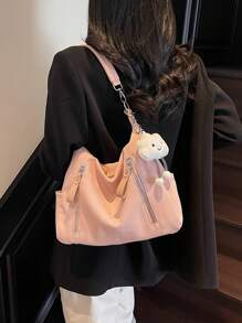 Sac à bandoulière grande capacité, de texture mate et polyvalent, à l'allure sophistiquée. Sac de plage, cabas de shopping surdimensionné