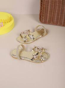 Sandalias planas de moda 2025, nuevas sandalias versátiles para la playa, sandalias abiertas de 2 vías para exteriores y viajes