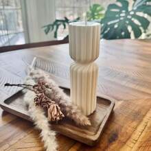 1pc Miniature Candles The Size Of A Palm Modern Ribbed Candle Set Large Soy Wax Scented Ribbed Pillar Candles Rotating Geometric Decorative Candles Suitable For Home Decor Swirl Art Candles Living Room Bathroom (White) Gifts Birthday Graduation