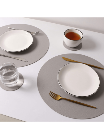 可擦拭餐垫和杯垫套装，皮革餐桌垫，防水耐热，易于清洁的厨房餐具套装