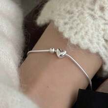 Heart Bead Bracelet For Women, Delicate & Minimalist Chain Design, Unique Niche Product, Suitable As Birthday Gift For Girlfriend