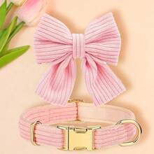 Set de 5 piezas Elegante conjunto de arnés y accesorios para mascotas, el conjunto incluye un arnés para mascotas, un collar desmontable con moño, una correa para mascotas, un collar triangular para mascotas y una bolsa para snacks de mascotas con bolsa para recoger desechos. Arnés estilo chaleco, adecuado para perros pequeños y medianos