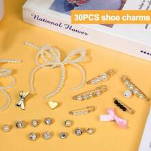 30 piezas de Charms para zapatos para zapatillas - Charms para cordones que contienen lazos/clips/alfileres, charms de decoración para zapatos y hebillas de joyería para zapatos, accesorios DIY para zapatillas - Multicolor - Ver 8