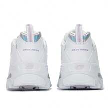 Skechers D'LITES 1.0 系列休闲鞋，白色复古全息女式运动鞋，适合健身锻炼和日常通勤，37 码及以上建议选购小半码，66666200-WHT - 白色 - 查看 8