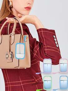 1 Set/4 Stück Kartenspray Parfümzerstäuber (50 ml) mit Schlüsselanhänger Silikonhülle und Trichter, tragbares Karten Ultra-Dünn Design nachfüllbare leere Flaschen für Reisen, kann mit Gesichtstonikum, Lufterfrischer, Alkohol, Händedesinfektionsmittel befüllt werden, Schulsachen