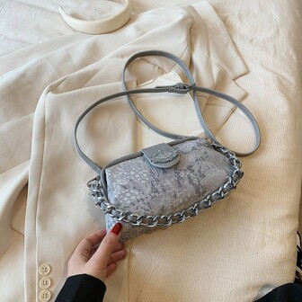 复古时尚女士 PU 单肩包 2025 是一款日常通勤斜挎包，适合旅行、购物、约会、女性礼物，适合初学者和白领人士，非常适合办公室、大学、工作、商务、通勤、户外、旅行和郊游