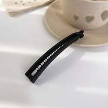 5 Stücke/2 Stücke/1 Stück elegante einfarbige Bananen Haarclips, Hochsteckfrisur Fixator, Twist Klauen, große matte Bananen Haarclips, rutschfeste Haarclips, Dutt Maker, minimalistisch leichte Kunststoff Bananen Haarclips, für den täglichen Gebrauch, starke Pferdeschwanz Fixierung, geeignet für dickes, dünnes, lockiges Haar, zum Tragen, für Partys, Arbeit, Reisen, Badezimmer, ideales Geschenk für Familie und Freunde, Valentinstag, Geburtstag, Neujahr, Partyartikel Rückkehr zur Schule