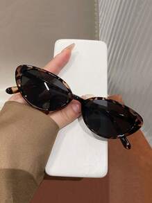 1pc Retro Red Cat Eye Glasses For Fashionable Ladies - Minimalist Frame Design, Perfect For Summer Beach And Holiday Style For Summer Beach Vacation,Outdoor,Travel - Multicolor - View 9
