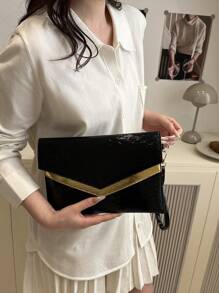 New Minimalist Design Vintage Solid Color Envelope Style Handbag For Women, Popular This Year - Black - View 1