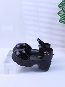 New Spring/Summer Girls High Heel Sandals Fashion Vintage Kids Closed Toe Shoes Big Children Leather Platform Shoes Black Little Girl School Shoes British Style Baby Student Flats