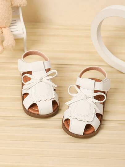 Sandalias de suela blanda con diseño de lazo adorable para niñas en verano