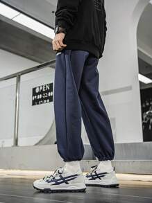 男士休闲运动鞋、学生运动鞋、四季专业功能鞋